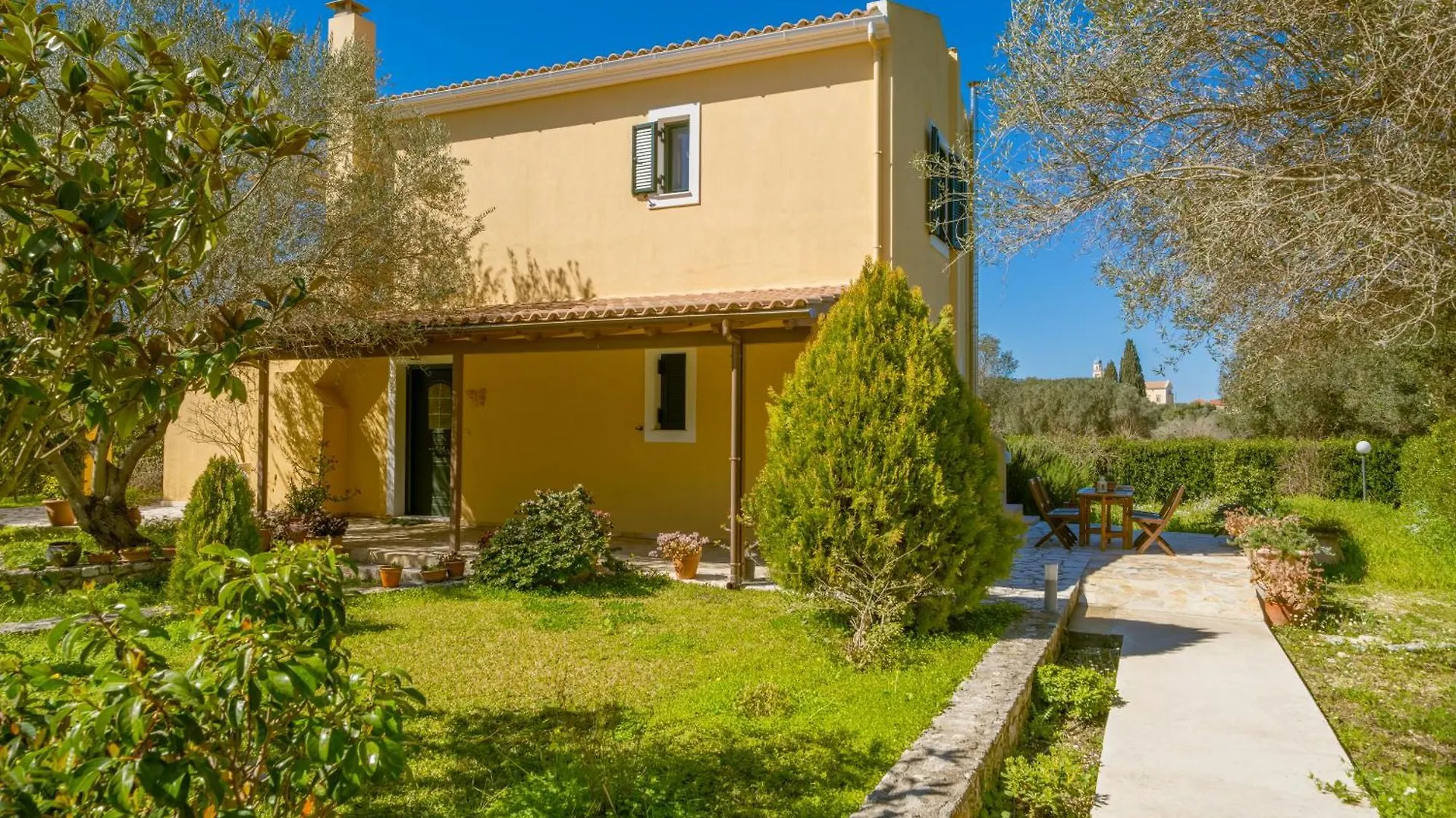 Ampelos Land Svoronata Apartment